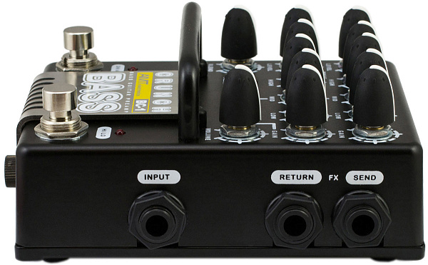 AMT Electronics BC-1 "Bass Crunch" Транзисторный двухканальный предусилитель для бас-гитары